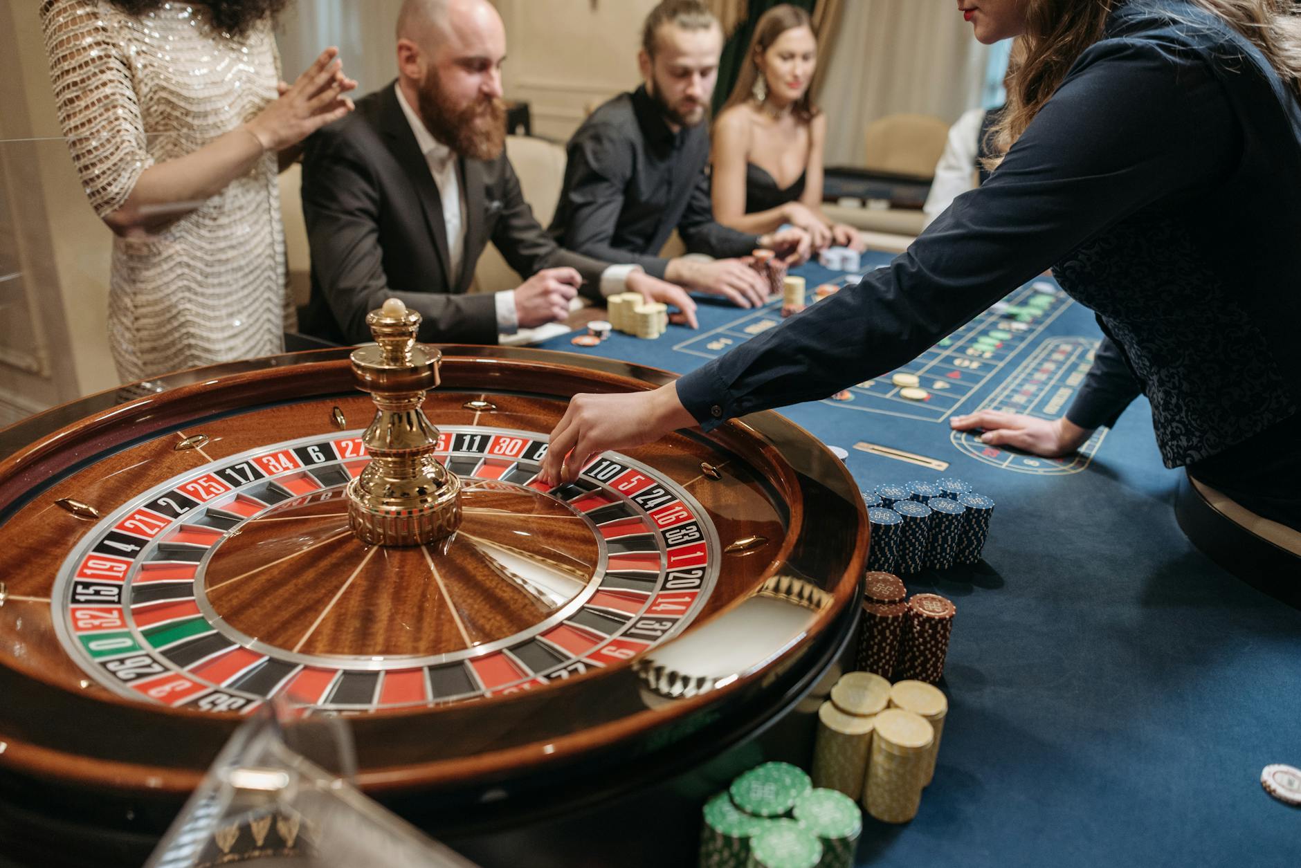 10 Essential Tips for Navigating the Casino Experience